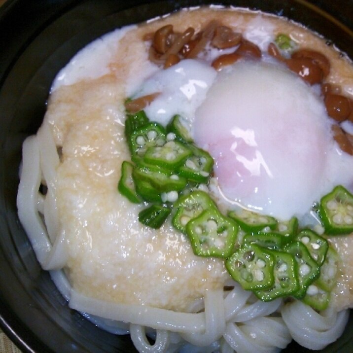 夏にぴったりねばねばぶっかけうどん